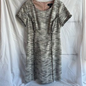 Knee length dress size 8